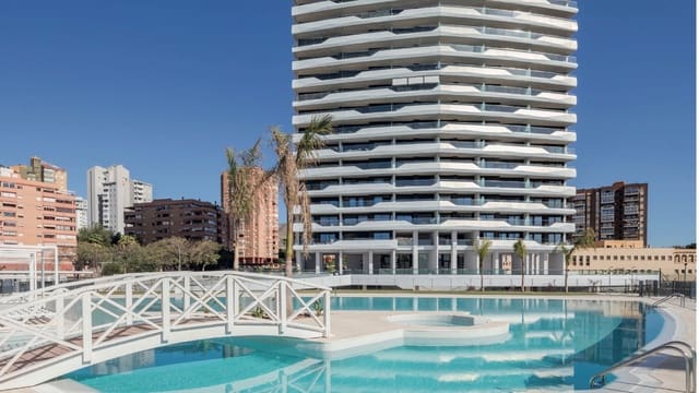 3 bedroom Apartment for sale in Benidorm with pool garage - € 665,000 (Ref: 9014219)