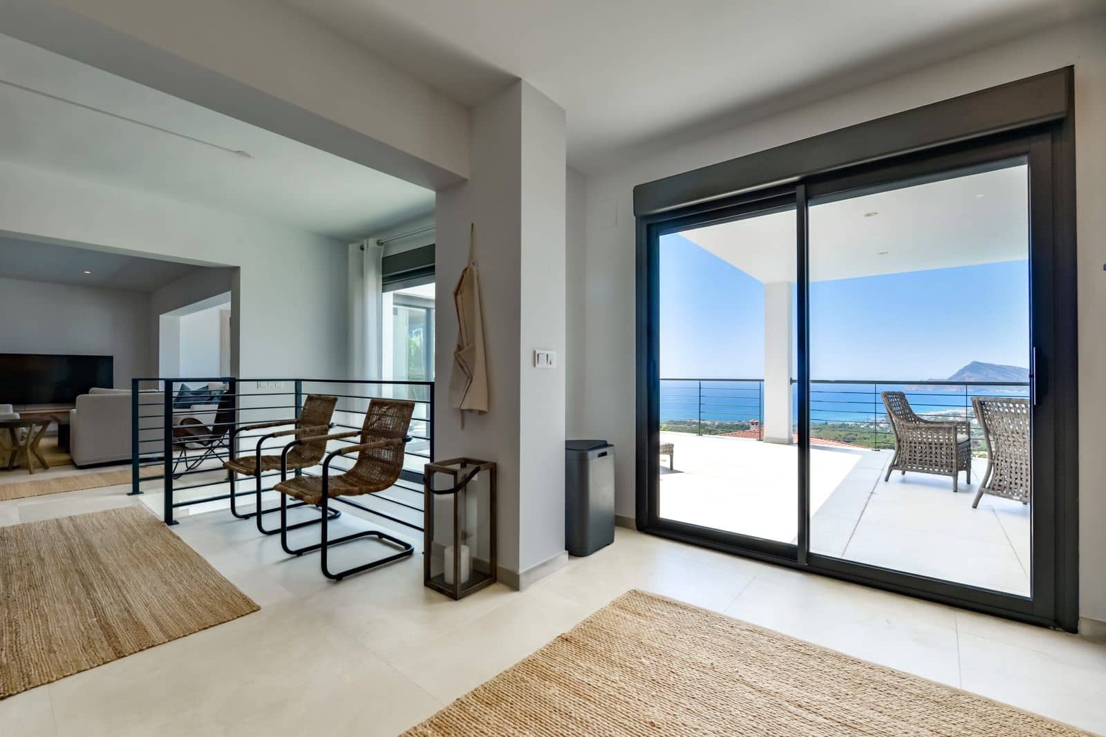 6 bedroom Villa for sale in Altea la Vella with pool garage - € 2,190,000 (Ref: 9142637)