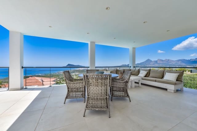 6 bedroom Villa for sale in Altea la Vella, Altea with pool garage - € 2,190,000 (Ref: 9142637)