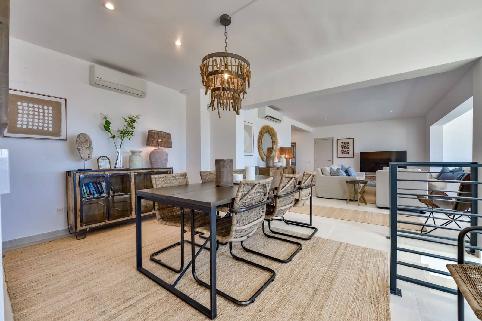 6 bedroom Villa for sale in Altea la Vella with pool garage - € 2,190,000 (Ref: 9142637)