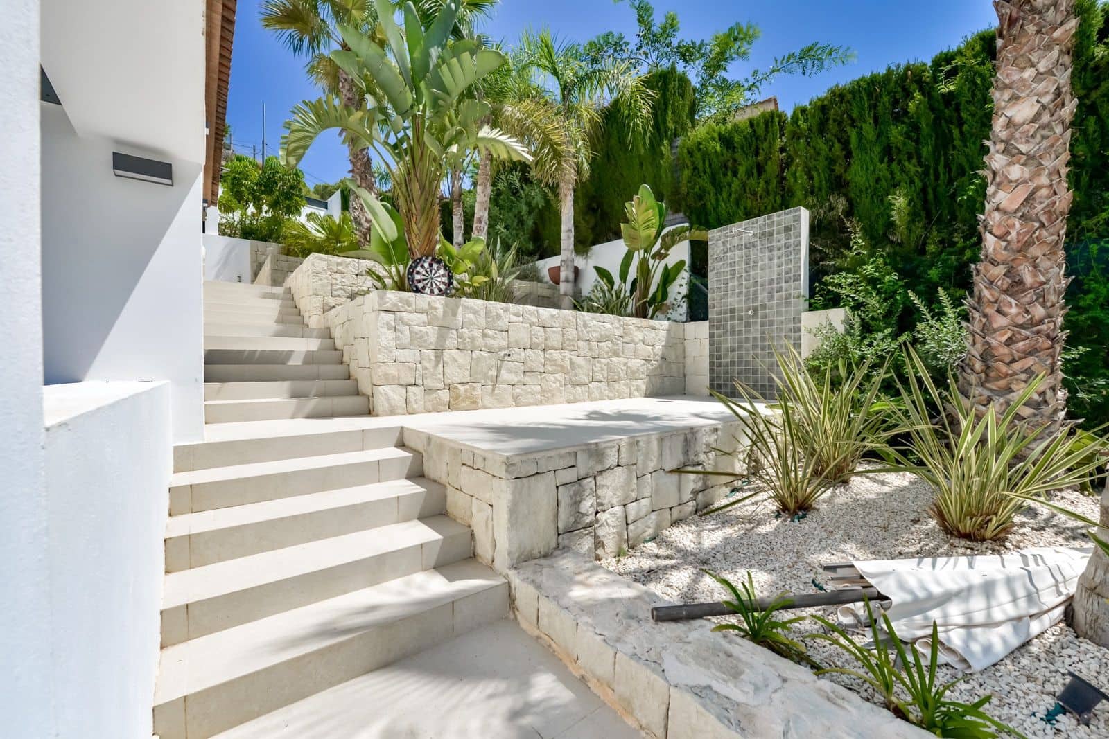 6 bedroom Villa for sale in Altea la Vella with pool garage - € 2,190,000 (Ref: 9142637)