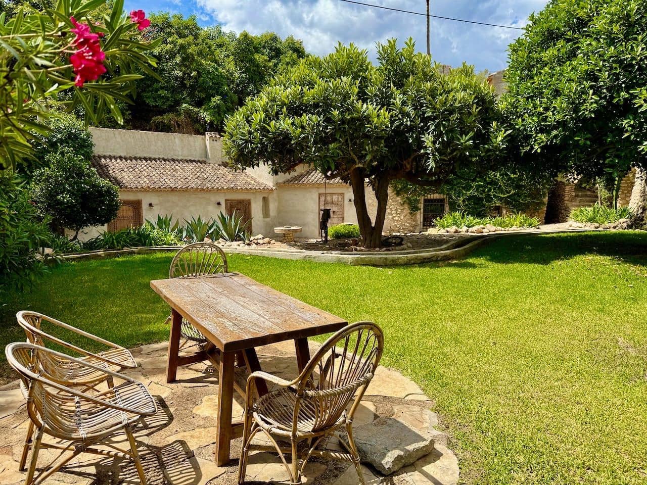 4 Zimmer Villa zu verkaufen in Altea mit Pool Garage - 990.000 € (Ref: 9340721)