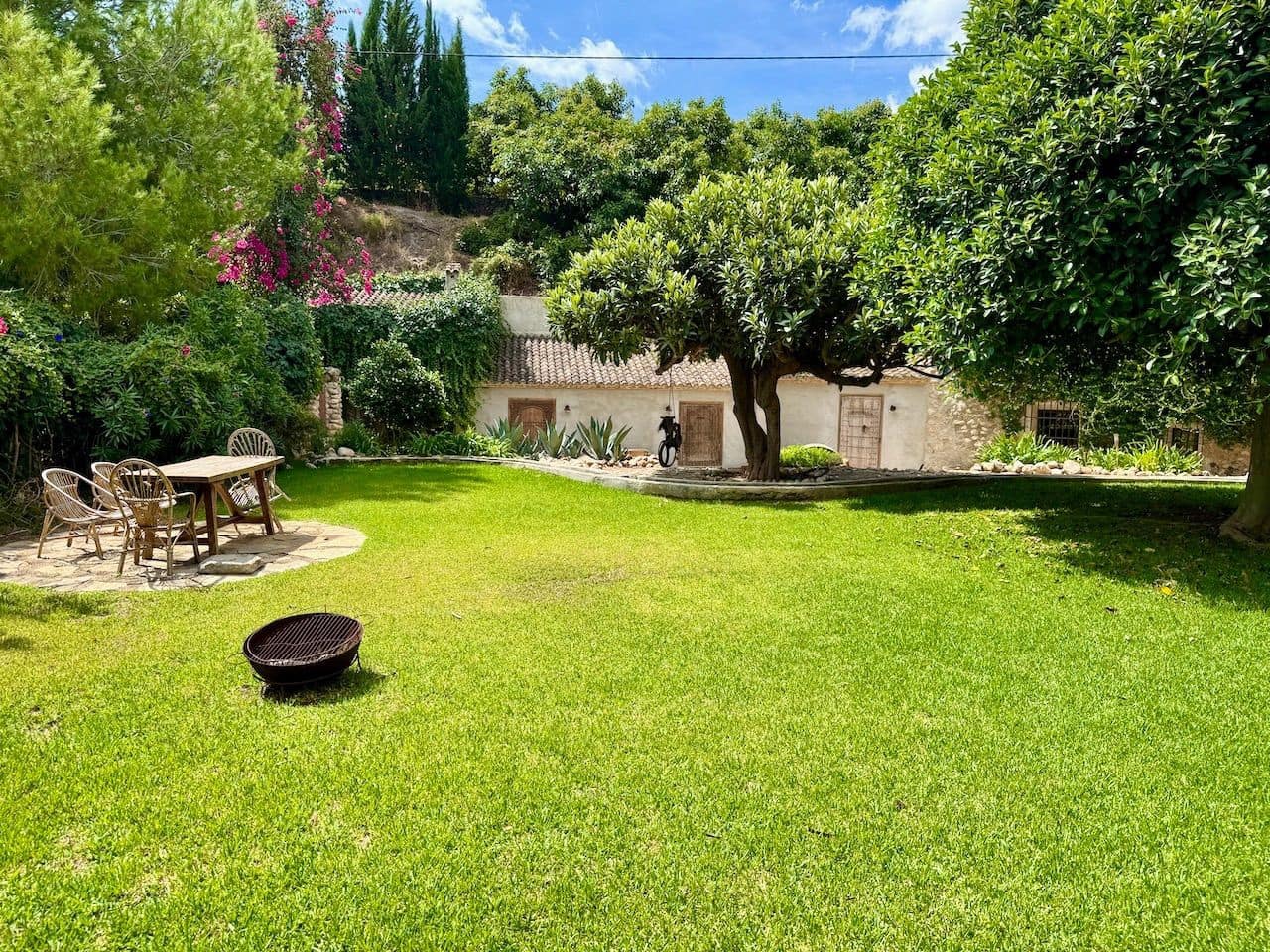 4 Zimmer Villa zu verkaufen in Altea mit Pool Garage - 990.000 € (Ref: 9340721)