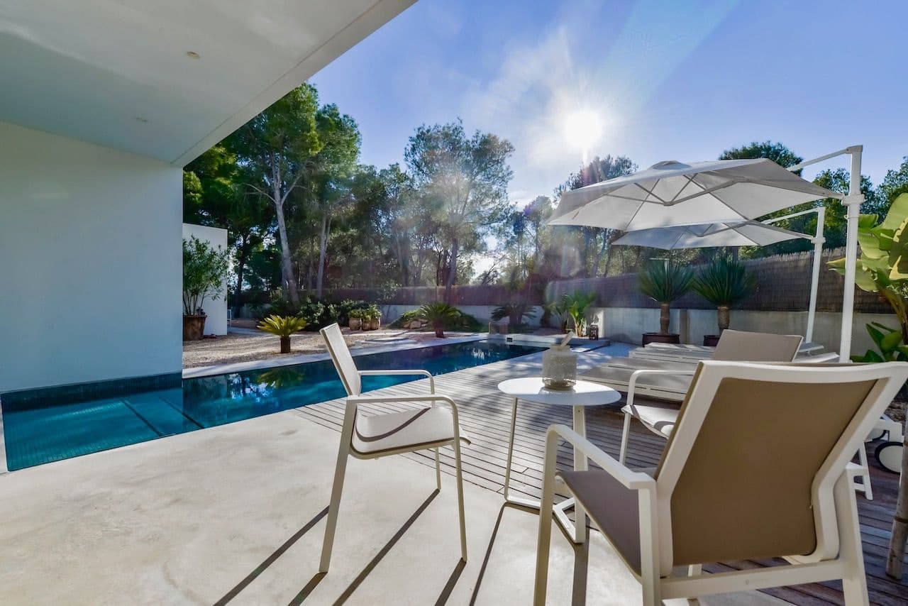 3 bedroom Villa for sale in Altea with pool garage - € 1,500,000 (Ref: 9529464)