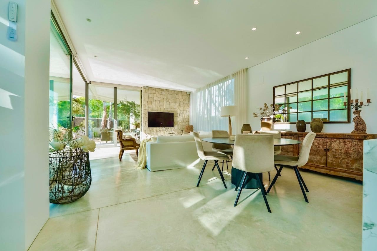 3 bedroom Villa for sale in Altea with pool garage - € 1,500,000 (Ref: 9529464)