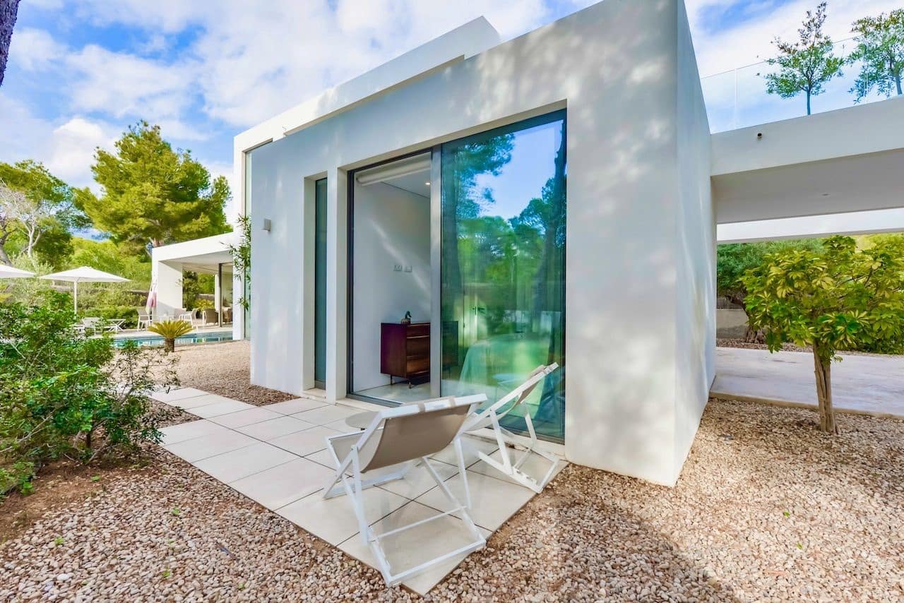 3 bedroom Villa for sale in Altea with pool garage - € 1,500,000 (Ref: 9529464)