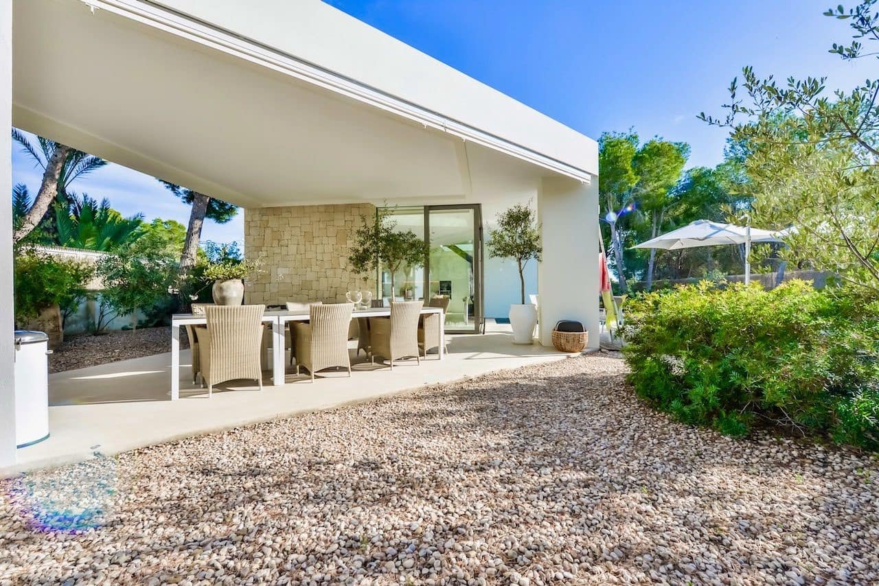 3 bedroom Villa for sale in Altea with pool garage - € 1,500,000 (Ref: 9529464)