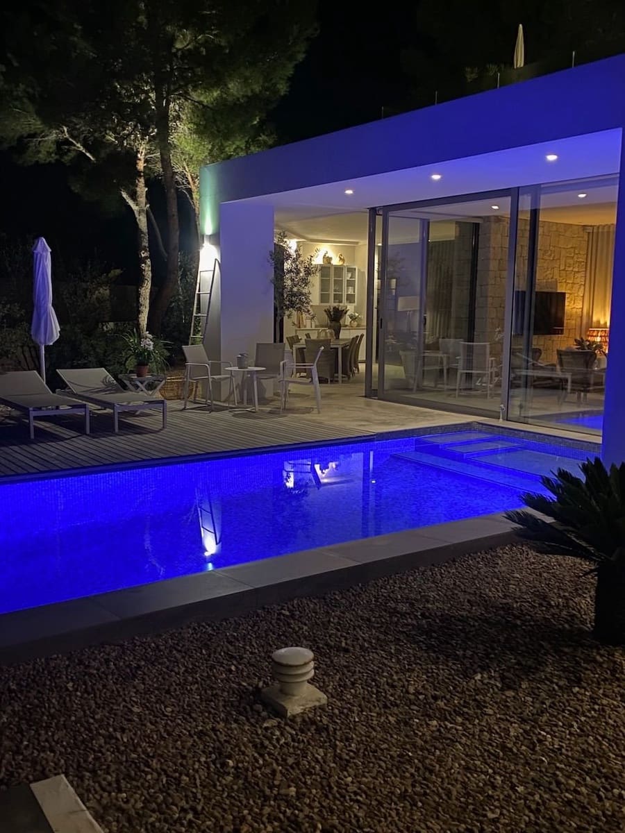 3 slaapkamer Villa te koop in Altea met zwembad garage - € 1.500.000 (Ref: 9529464)