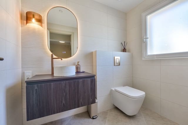 4 quarto Moradia para venda em La Nucia com piscina garagem - 1 190 000 € (Ref: 9794080)