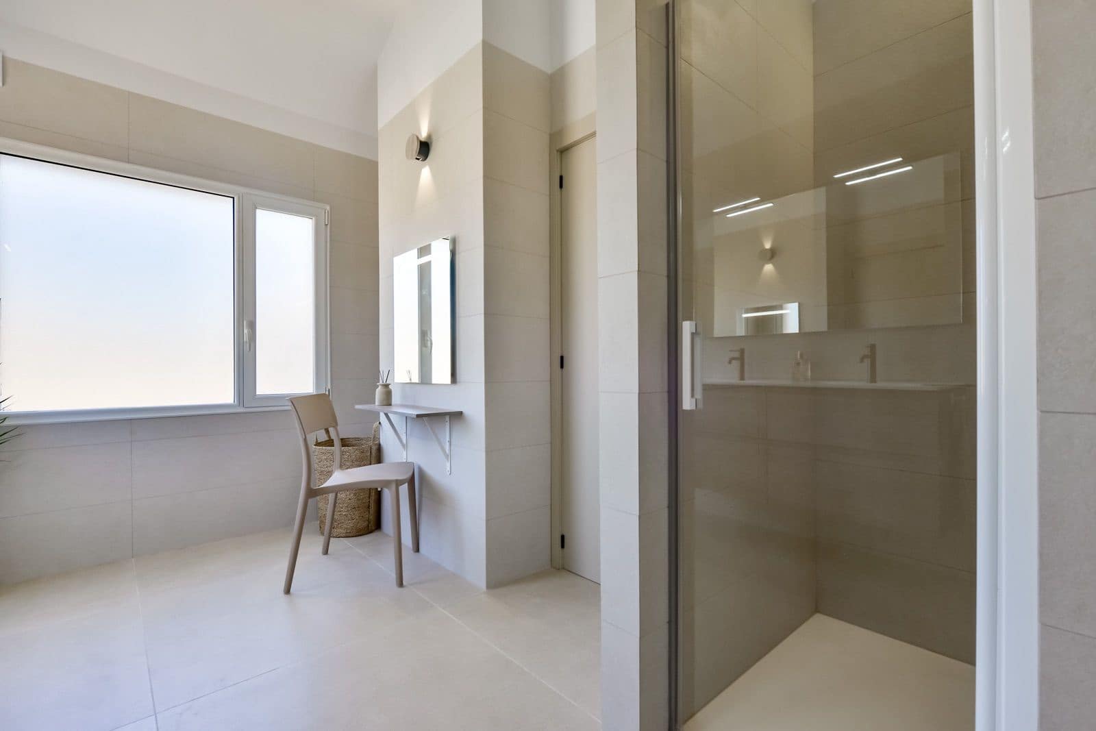 4 makuuhuone Huvila myytävänä paikassa La Nucia mukana uima-altaan 
autotalli - 1 190 000 € (Ref: 9794080)