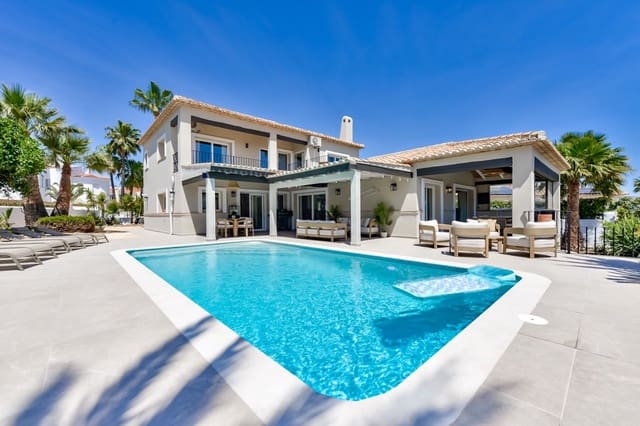 4 quarto Moradia para venda em La Nucia com piscina garagem - 1 190 000 € (Ref: 9794080)