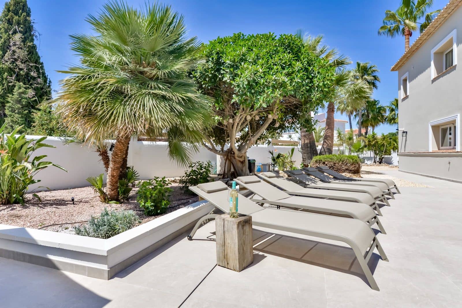 4 makuuhuone Huvila myytävänä paikassa La Nucia mukana uima-altaan 
autotalli - 1 190 000 € (Ref: 9794080)