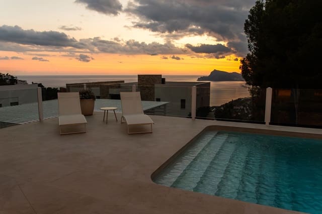 3 soverom Villa til salgs i Altea med svømmebasseng garasje - € 1 650 000 (Ref: 9835201)