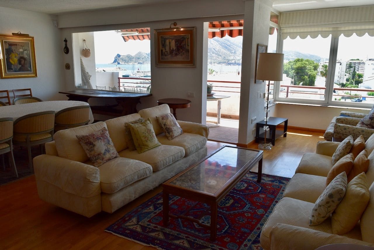 3 bedroom Penthouse for sale in Altea with garage - € 850,000 (Ref: 9928730)