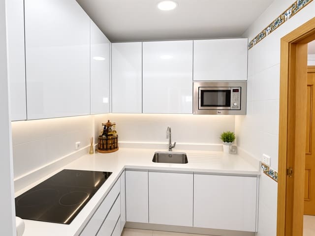 1 chambre Appartement à vendre à Marbella - 420 000 € (Ref: 10005359)