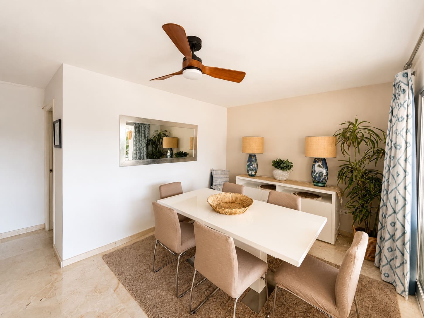3 bedroom Penthouse for sale in Marbella with pool garage - € 1,699,000 (Ref: 10027039)