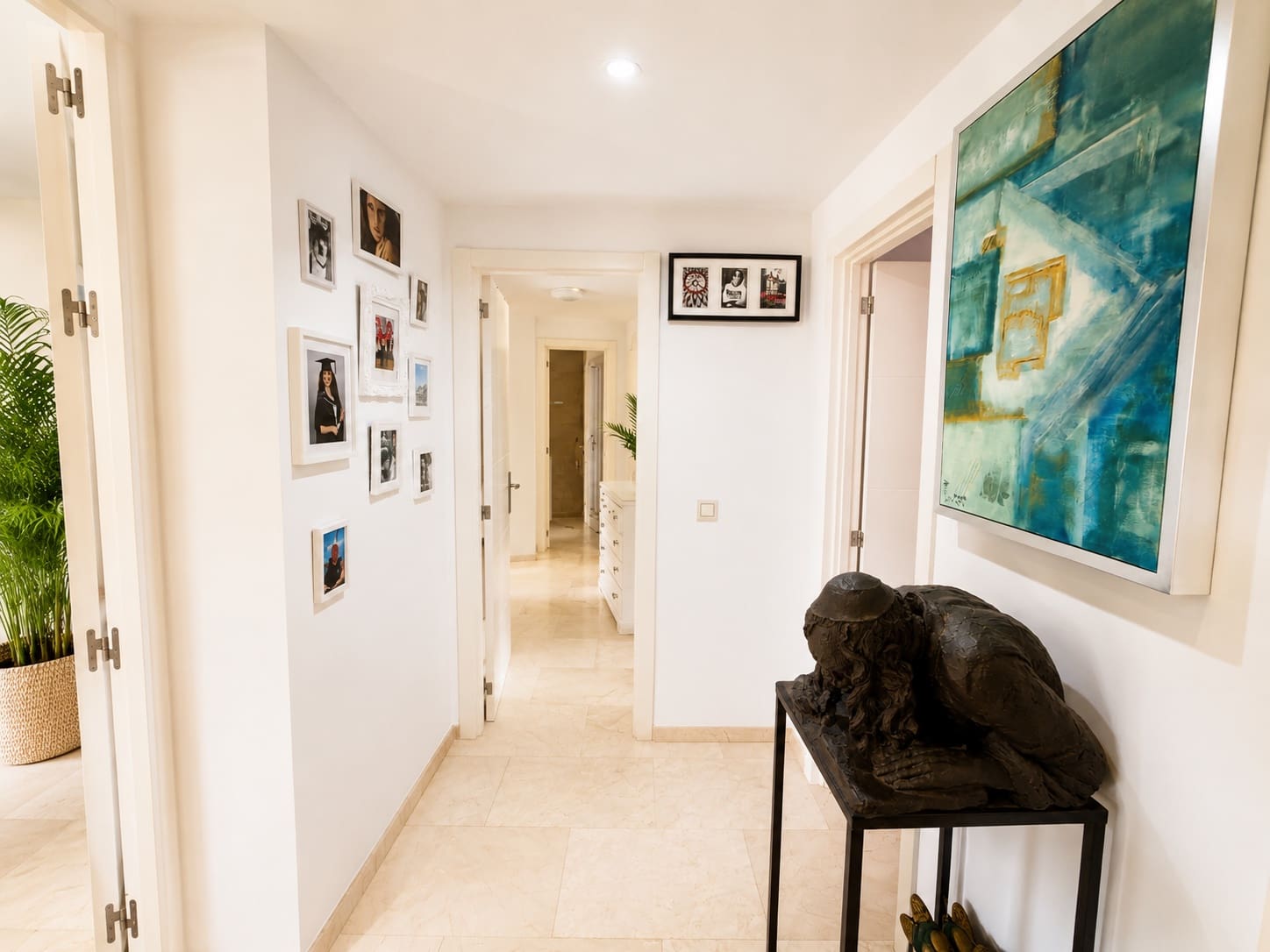 3 bedroom Penthouse for sale in Marbella with pool garage - € 1,699,000 (Ref: 10027039)