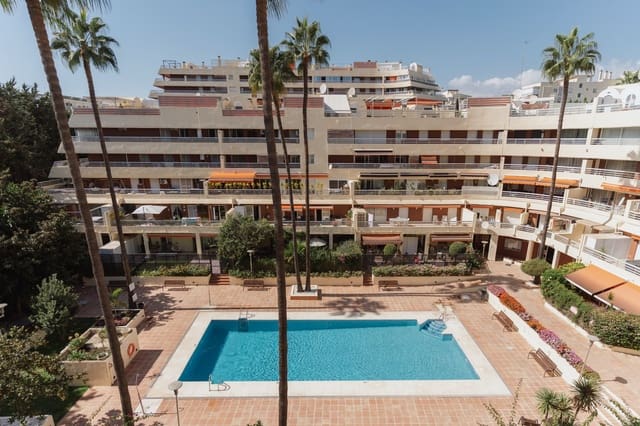 3 bedroom Penthouse for sale in Marbella with pool garage - € 1,699,000 (Ref: 10027039)
