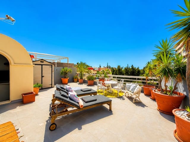 3 chambre Penthouse à vendre à Marbella avec piscine garage - 1 699 000 € (Ref: 10027039)