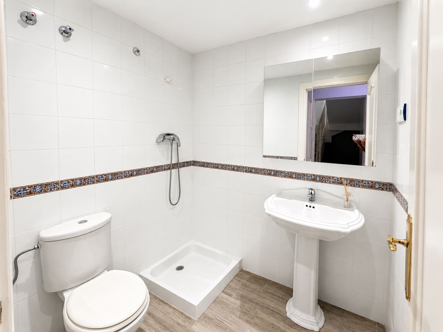 3 bedroom Townhouse for sale in Marbella with pool garage - € 950,000 (Ref: 10027040)