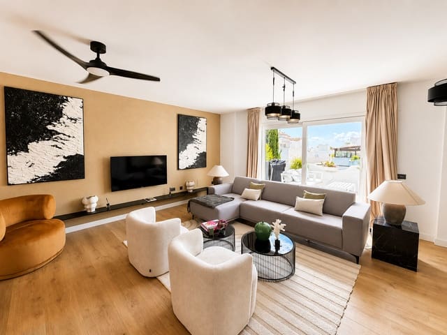 4 quarto Penthouse para venda em Marbella com piscina garagem - 1 290 000 € (Ref: 10030296)