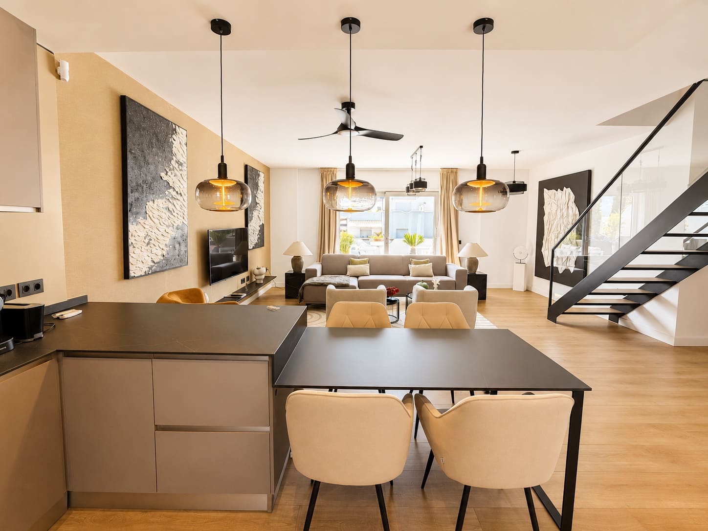 4 chambre Penthouse à vendre à Marbella avec piscine garage - 1 290 000 € (Ref: 10030296)