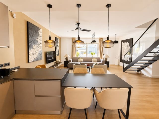 4 quarto Penthouse para venda em Marbella com piscina garagem - 1 290 000 € (Ref: 10030296)