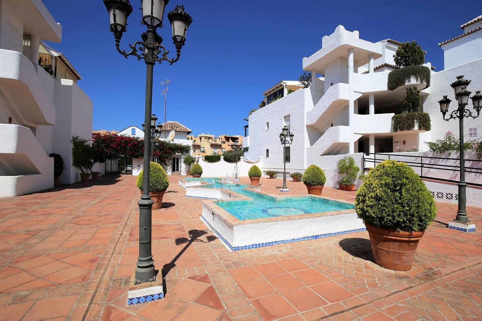 4 chambre Penthouse à vendre à Marbella avec piscine garage - 1 290 000 € (Ref: 10030296)