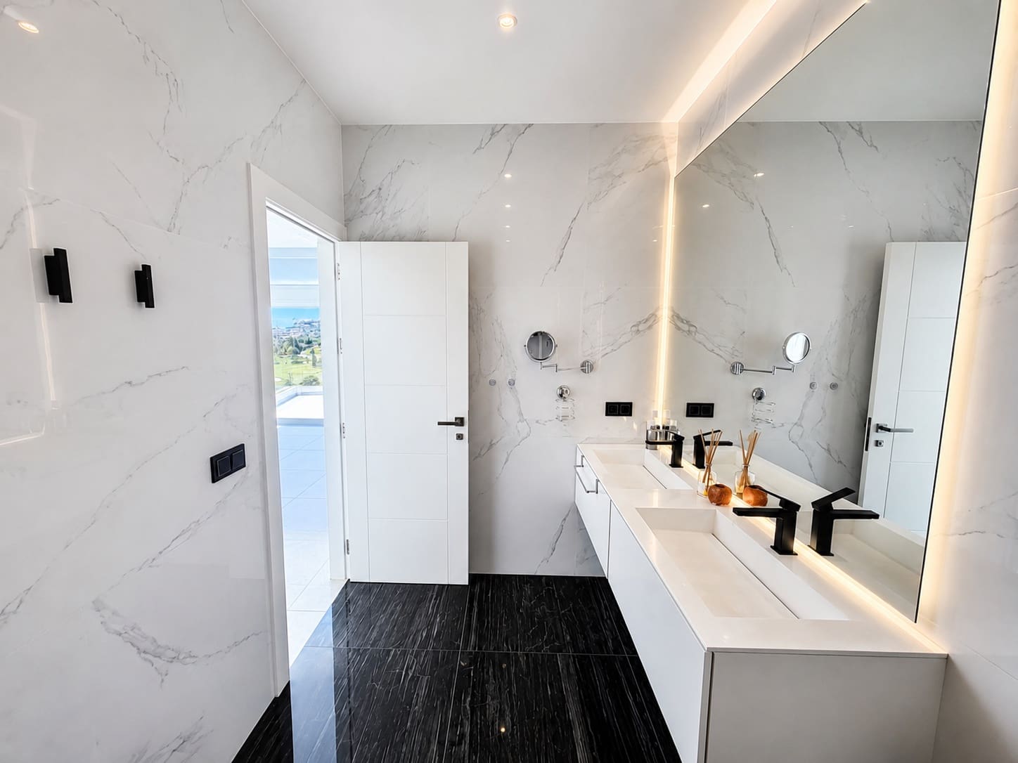 5 chambre Villa/Maison à vendre à Benahavis avec piscine garage - 1 600 000 € (Ref: 10031754)
