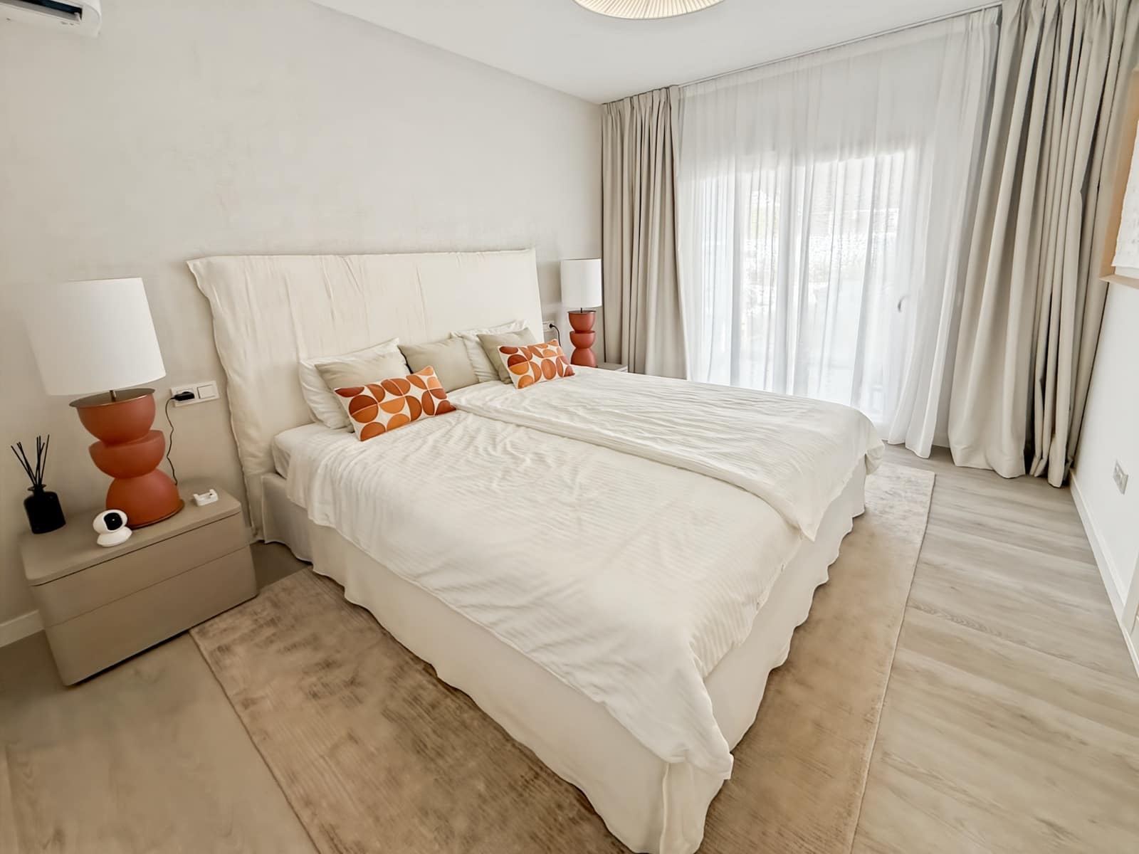 3 bedroom Villa for sale in Marbella with pool garage - € 2,890,000 (Ref: 10031755)