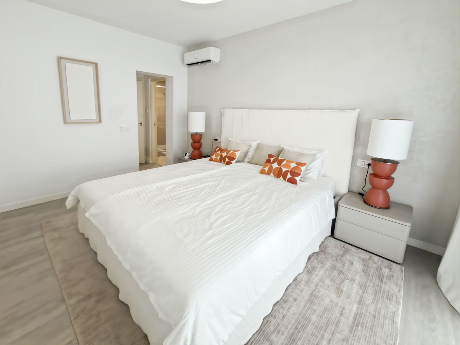 3 bedroom Villa for sale in Marbella with pool garage - € 2,890,000 (Ref: 10031755)