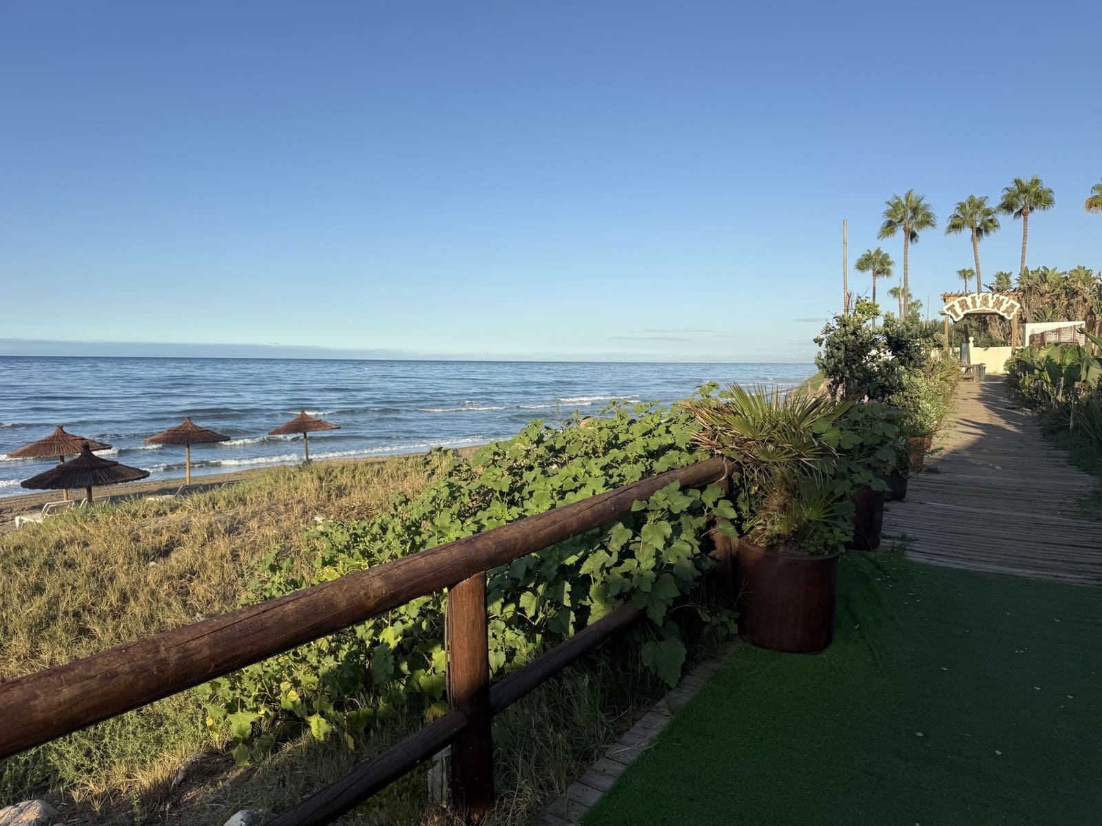 3 bedroom Villa for sale in Marbella with pool garage - € 2,890,000 (Ref: 10031755)