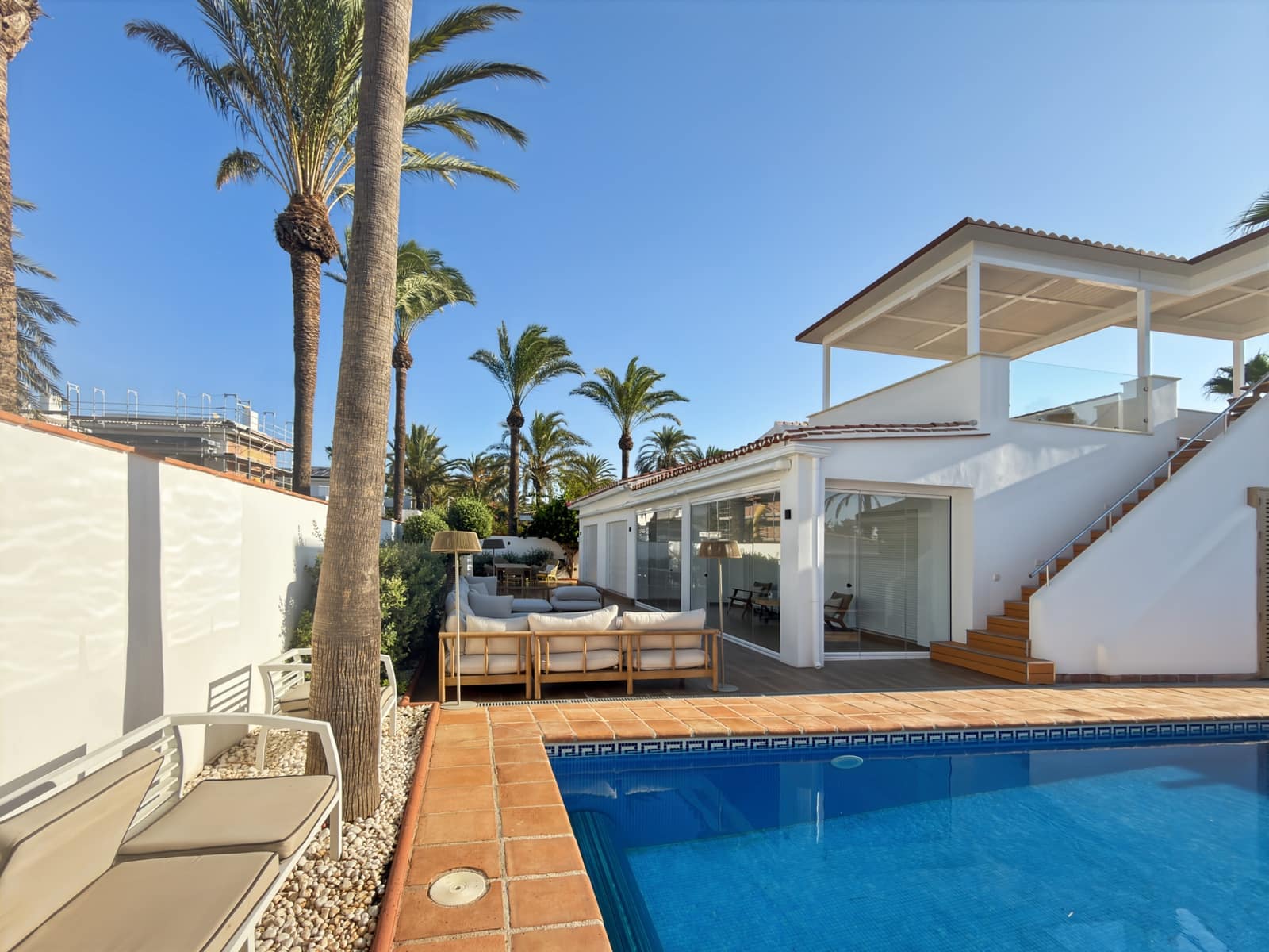 3 bedroom Villa for sale in Marbella with pool garage - € 2,890,000 (Ref: 10031755)