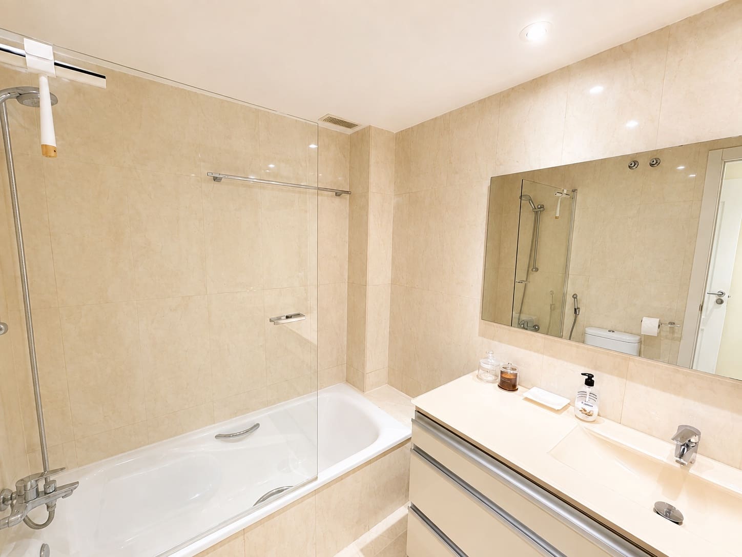 3 Zimmer Apartment zu verkaufen in Marbella mit Pool Garage - 790.000 € (Ref: 10033690)