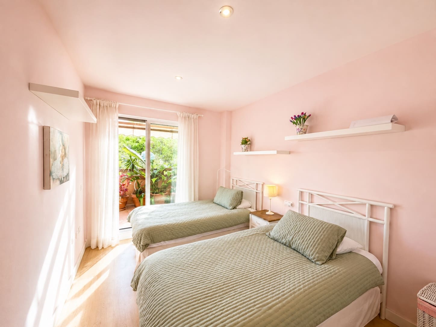 3 Zimmer Apartment zu verkaufen in Marbella mit Pool Garage - 790.000 € (Ref: 10033690)
