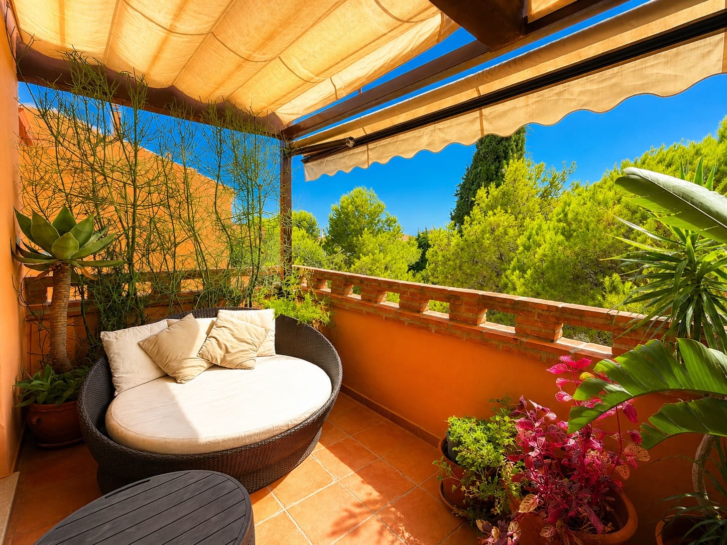 3 Zimmer Apartment zu verkaufen in Marbella mit Pool Garage - 790.000 € (Ref: 10033690)