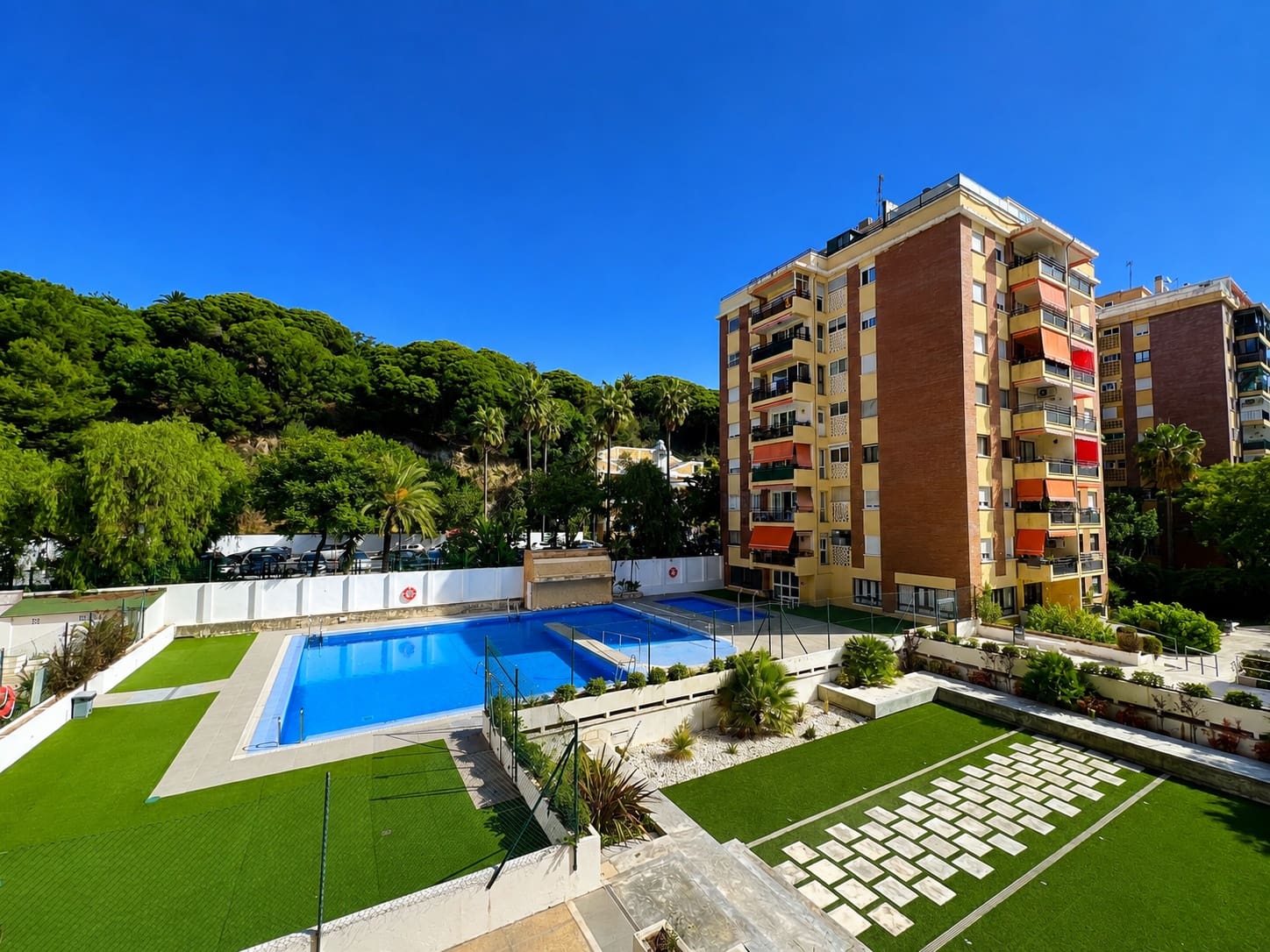 2 quarto Apartamento para venda em Marbella com piscina - 430 000 € (Ref: 10037187)