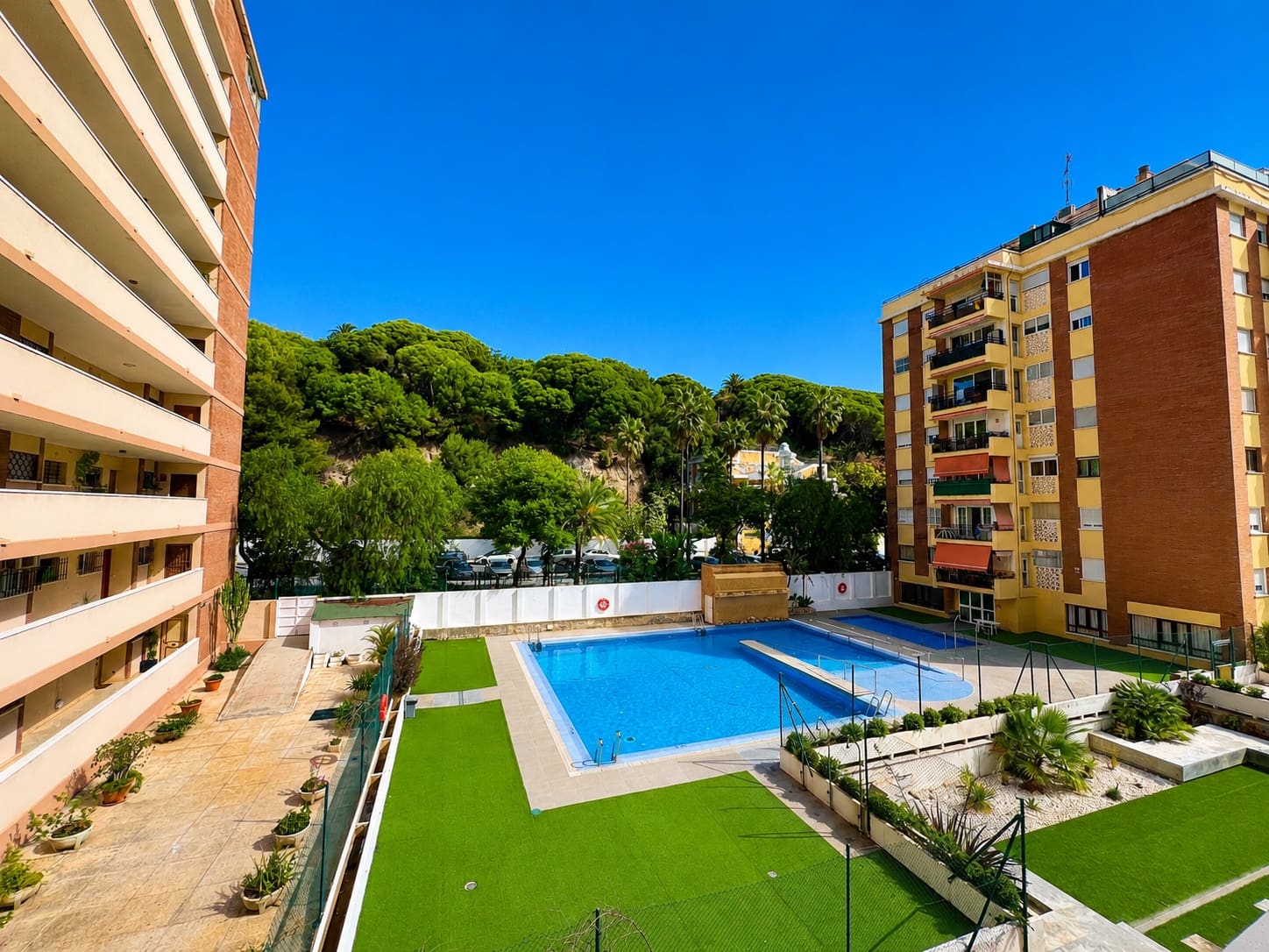 2 quarto Apartamento para venda em Marbella com piscina - 430 000 € (Ref: 10037187)