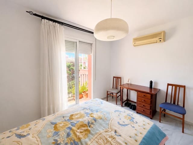 3 quarto Penthouse para venda em Marbella com piscina garagem - 923 000 € (Ref: 10037188)
