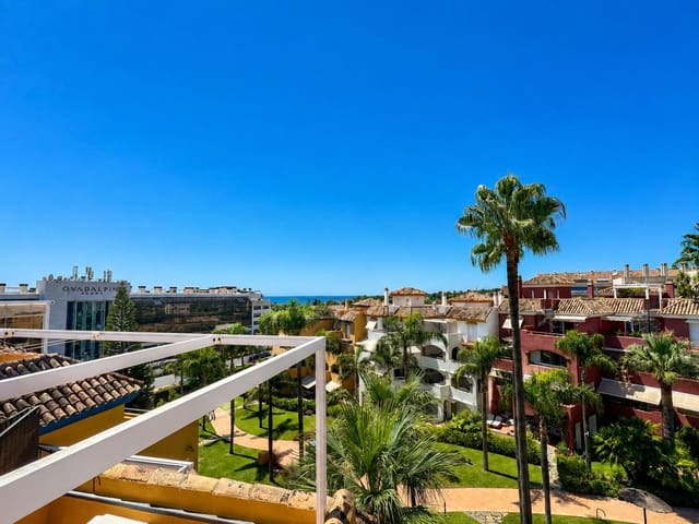 3 quarto Penthouse para venda em Marbella com piscina garagem - 923 000 € (Ref: 10037188)