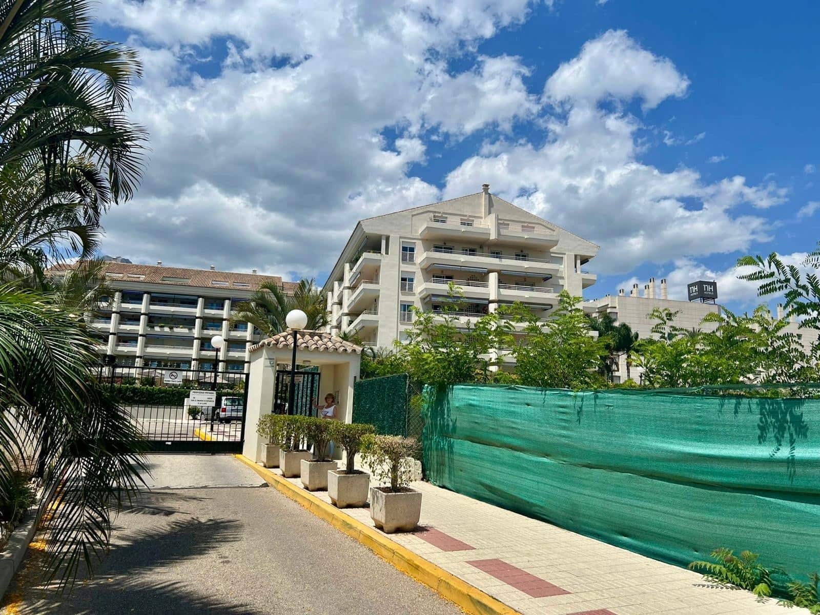 Loft te koop in Marbella met zwembad garage - € 395.000 (Ref: 10061730)