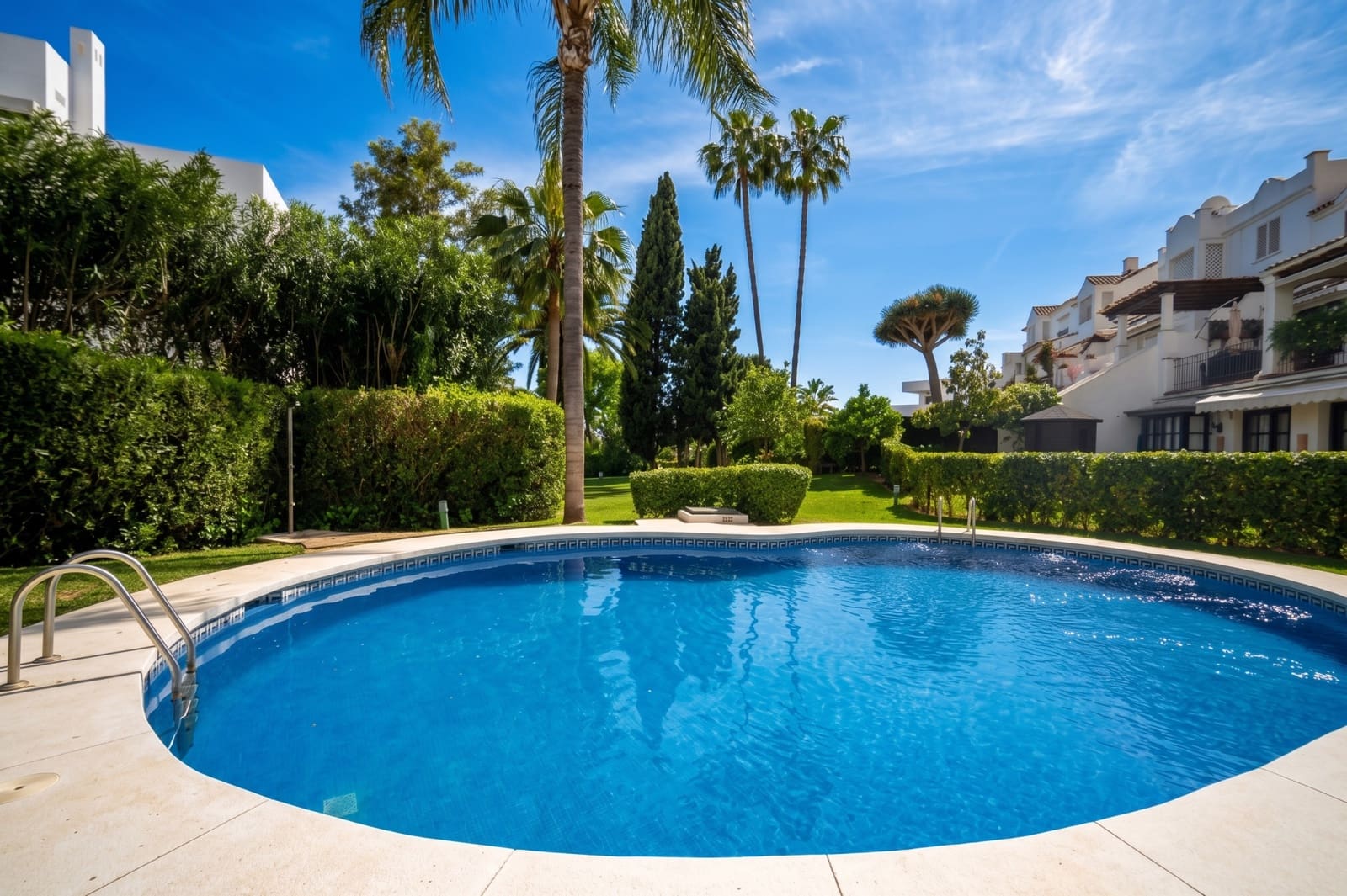 4 Zimmer Haus zu verkaufen in Golden Mile mit Pool Garage - 1.695.000 € (Ref: 10081031)