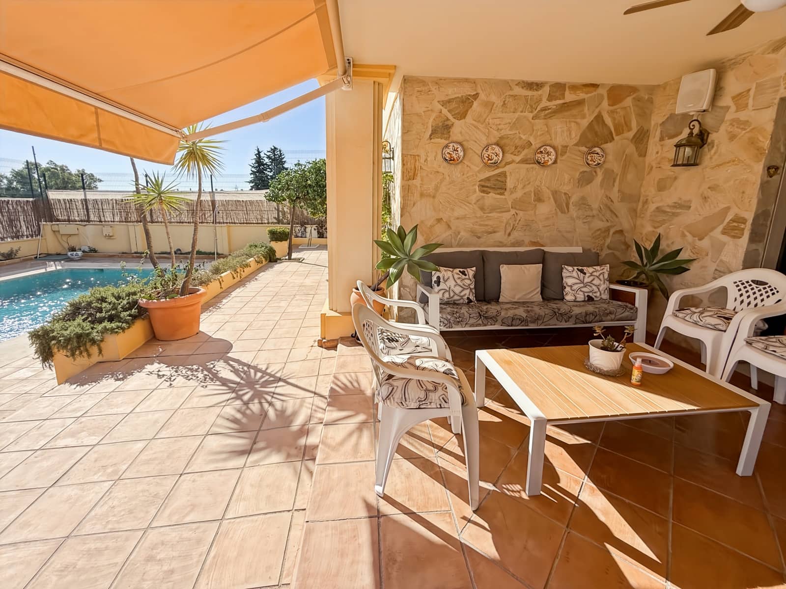 5 sovrum Villa till salu i Mijas med pool garage - 1 100 000 € (Ref: 10085954)
