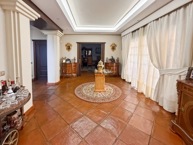 5 sovrum Villa till salu i Mijas med pool garage - 1 100 000 € (Ref: 10085954)