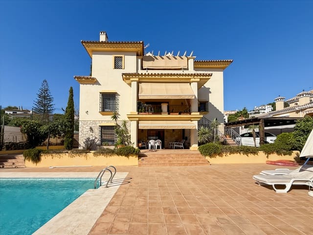 5 sovrum Villa till salu i Mijas med pool garage - 1 100 000 € (Ref: 10085954)