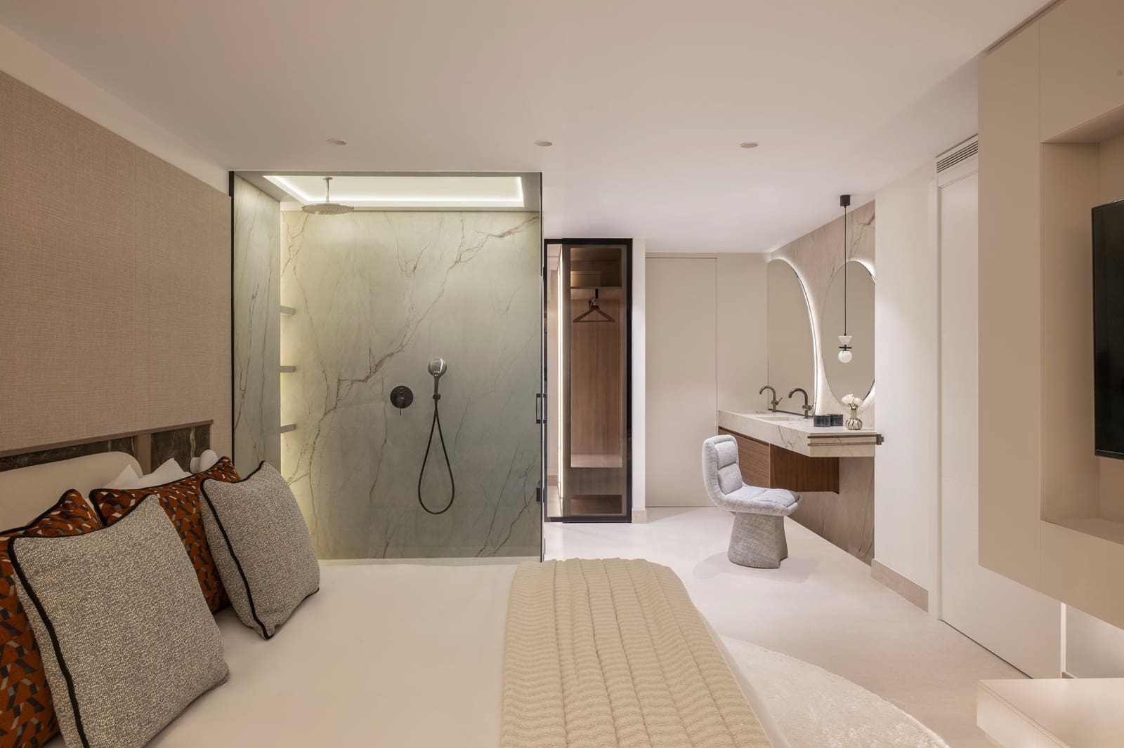 3 sypialnia Penthouse na sprzedaż w Estepona z basenem garażem - 2 495 000 € (Ref: 10089471)
