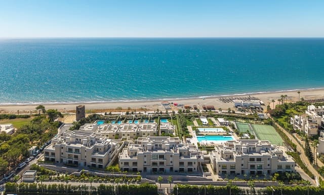 2 slaapkamer Appartement te koop in Estepona met zwembad garage - € 1.595.000 (Ref: 10089472)