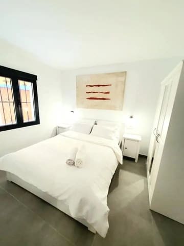3 makuuhuone Omakotitalo myytävänä paikassa Marbella - 480 000 € (Ref: 10089473)
