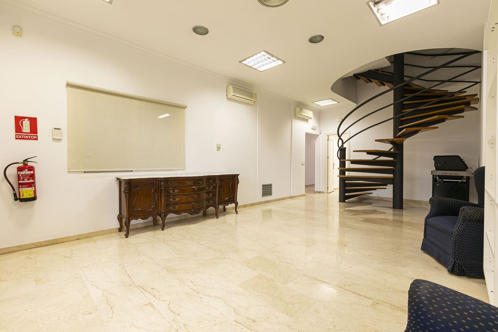 Local Comercial de 8 habitaciones en Marbella en venta con garaje - 1.200.000 € (Ref: 10100140)
