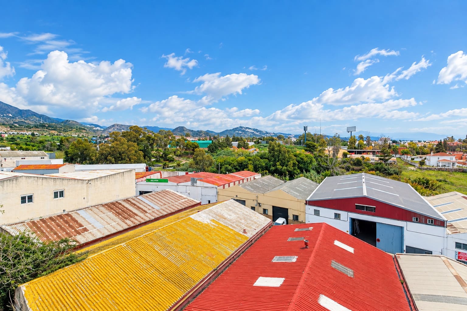Local Comercial de 8 habitaciones en Marbella en venta con garaje - 1.200.000 € (Ref: 10100140)